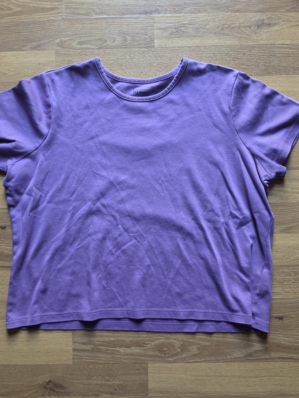 Women’s Crewneck Tee in Lavender - Casual Essential